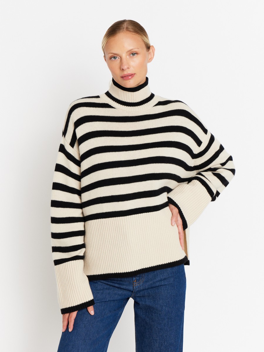 AQUA | Oversized beige striped jumper