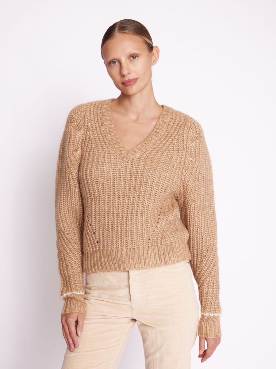 ALOISE | Jersey camel con cuello en V y mangas abullonadas