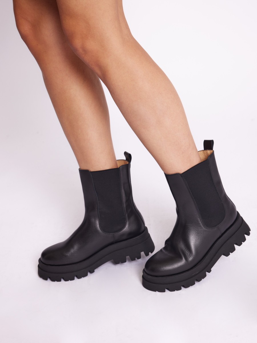 CREWCUIR | Black leather boots
