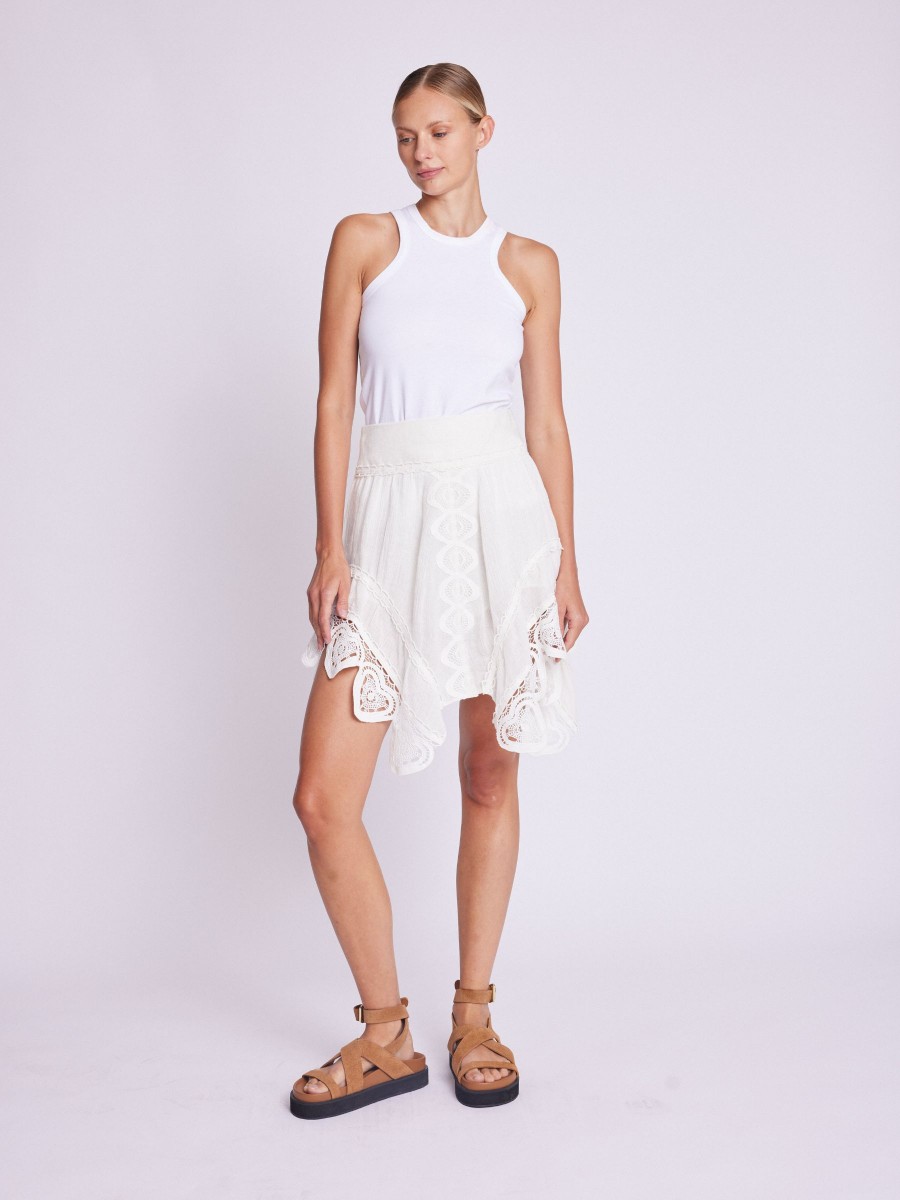 JOSEPHINE | White skirt with macramé heart bottom
