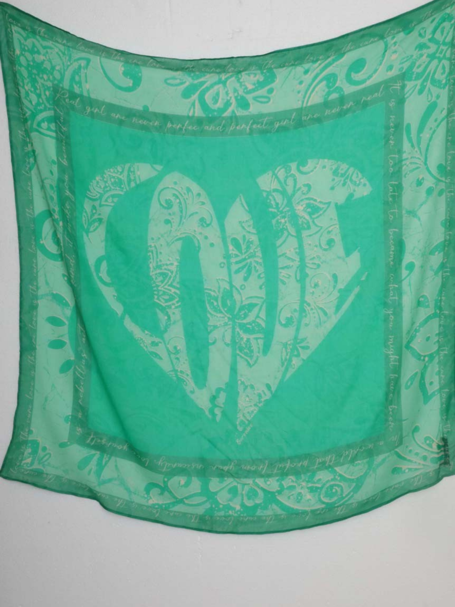 LOVE I Artwork scarf