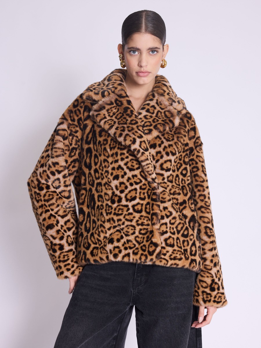 MILLA coat | Short leopard faux fur coat