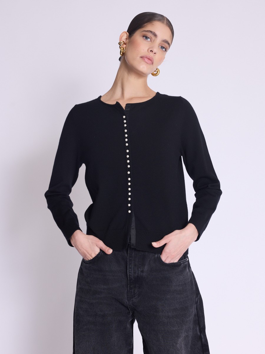 AROA sweater | Black long-sleeved sweater