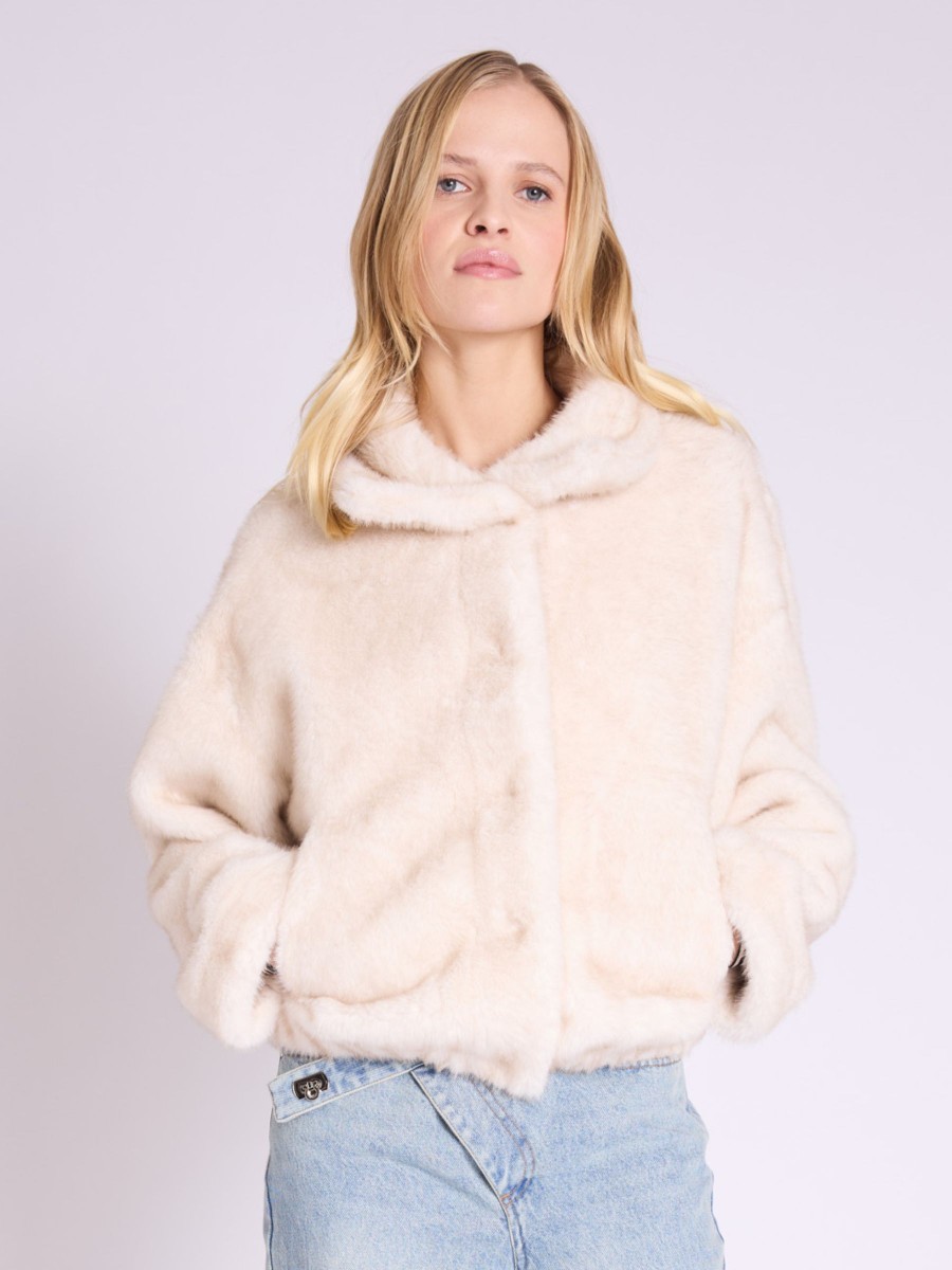 BATOUL bomber | Beige faux fur ball bomber