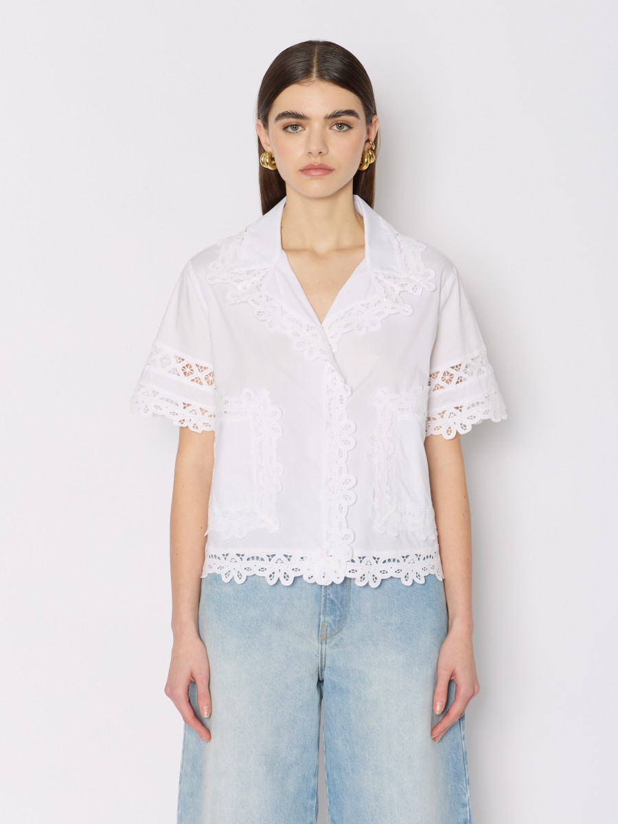 CRYSTAL | Chemise courte blanche avec broderie anglaise