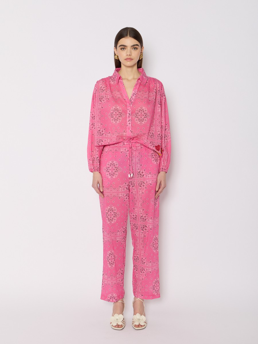 PANDANA | Pink wide-leg pants with bandana print and drawstring.