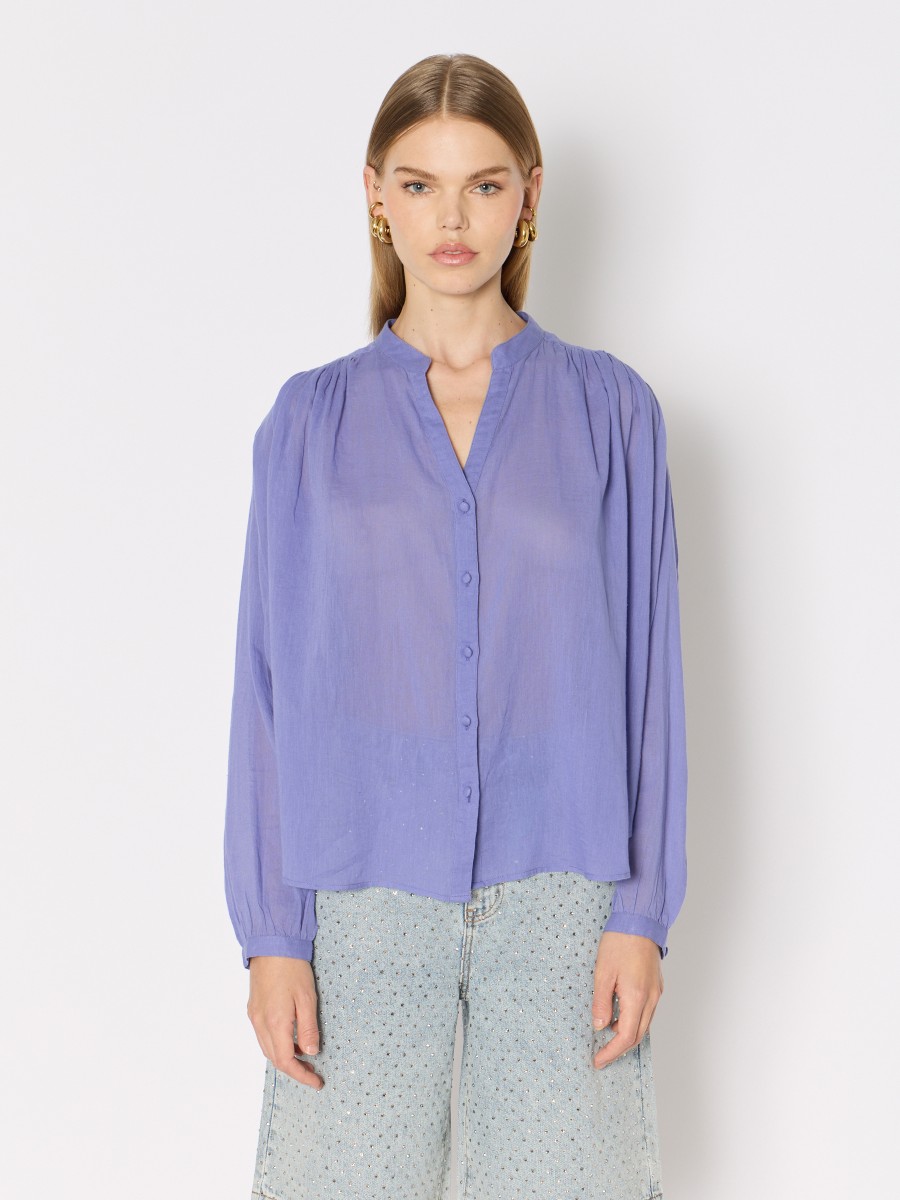 CASSANDRA | Cotton gauze shirt with ruffled shoulders and cuffs