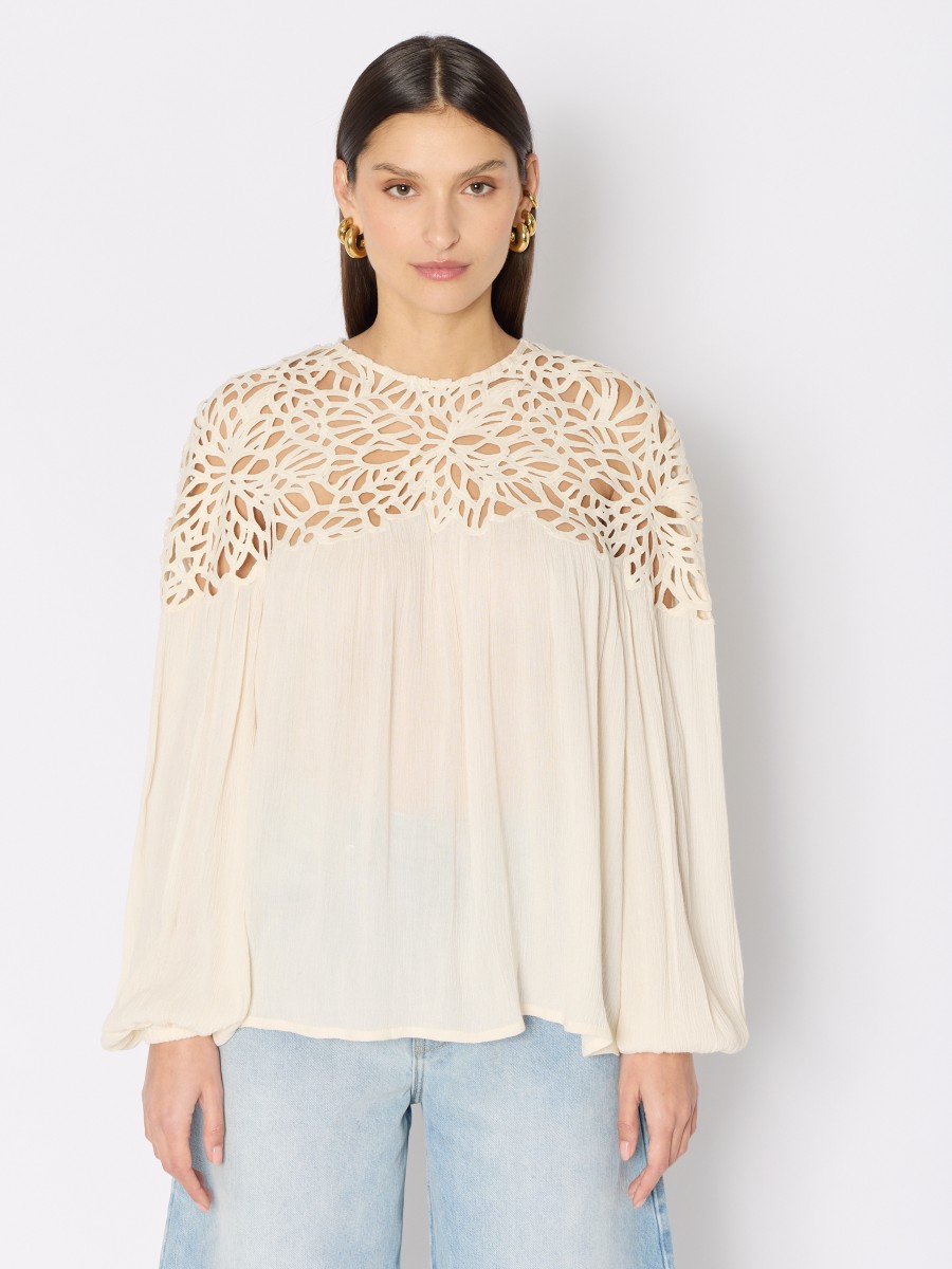 CBELINDA | Blouse en viscose beige avec crochet